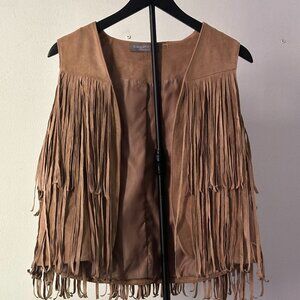 Bagatelle Suede Fringe Vest M • Boho Western Style • Lightly Worn